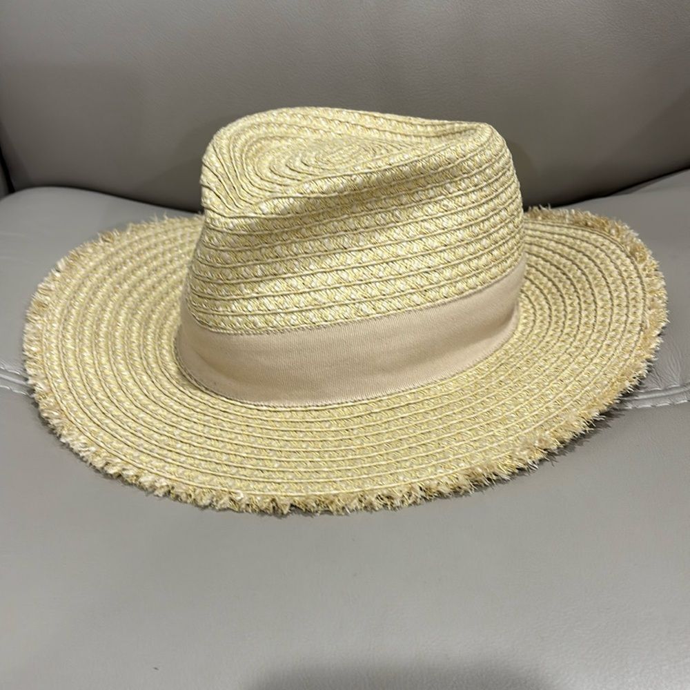 Eric Javits Straw Fedora Hat in Natural and Beige